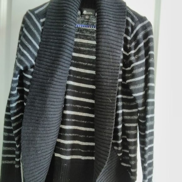 AB Studio Black & White Cardigan Sweater - Picture 1 of 6